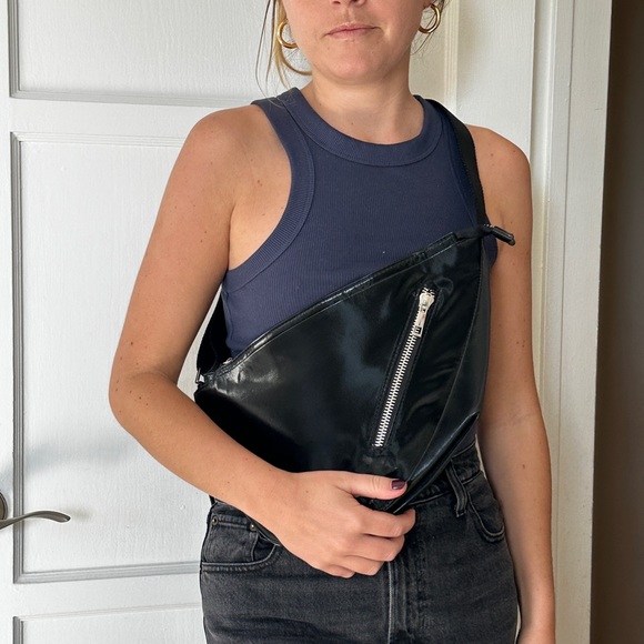 Urban Outfitters black bag - Picture 1 of 6